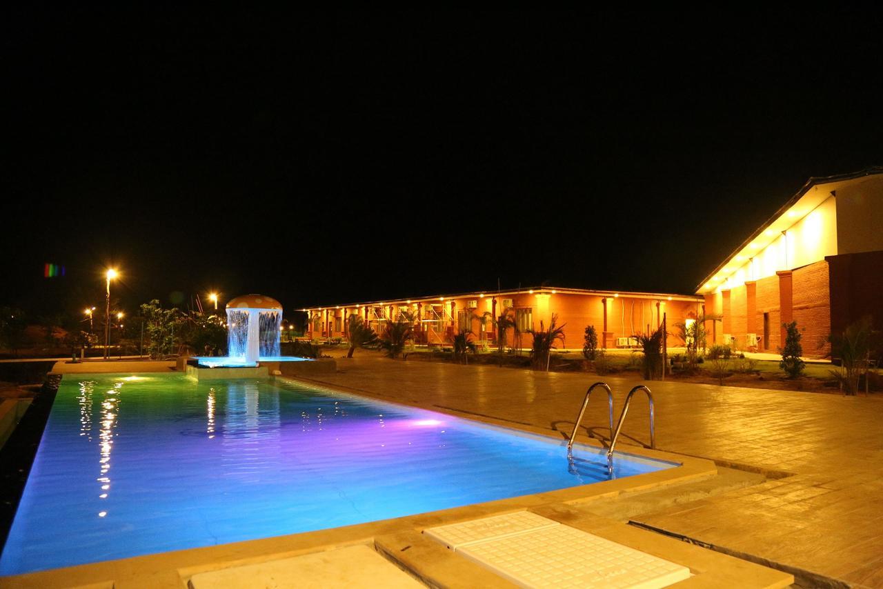 Royal Emerald River View Resort Bagan Ngoại thất bức ảnh