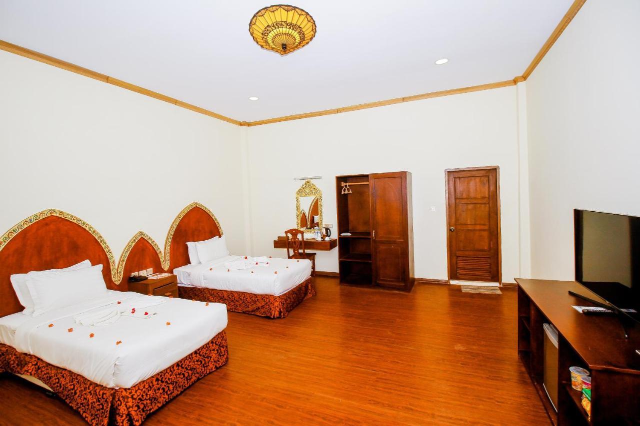 Royal Emerald River View Resort Bagan Ngoại thất bức ảnh